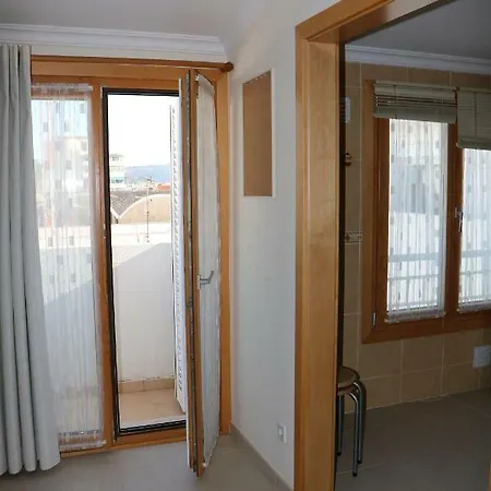 Grace House * Nazaré